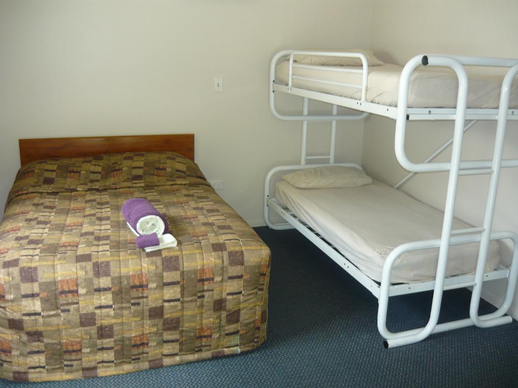 Alexanders Holiday Park Picton Extérieur photo